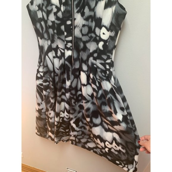 Calvin Klein fit and flare dress - Picture 5 of 5